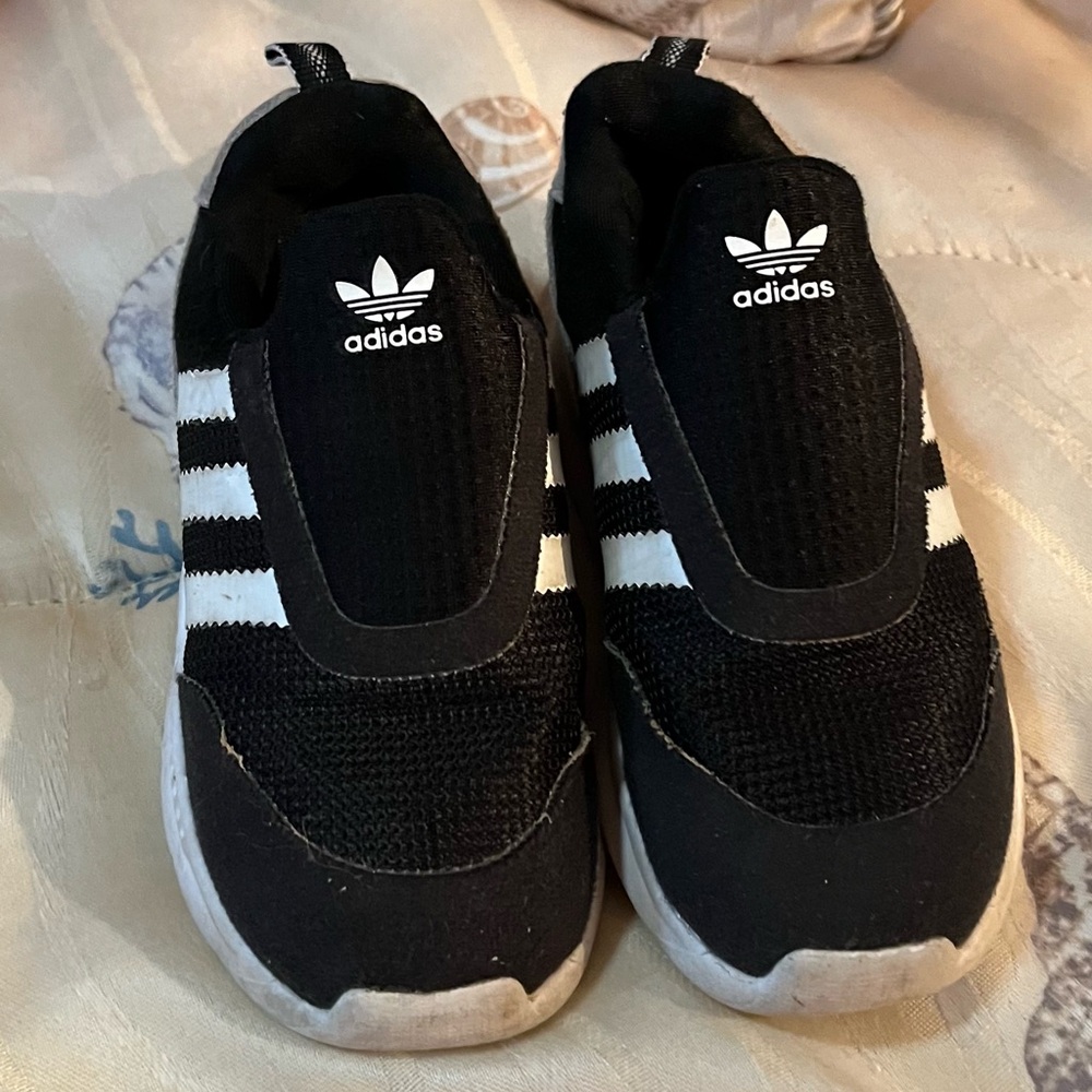 Adidas Unisex Child Activeride Running Shoes, Size Toddler 8